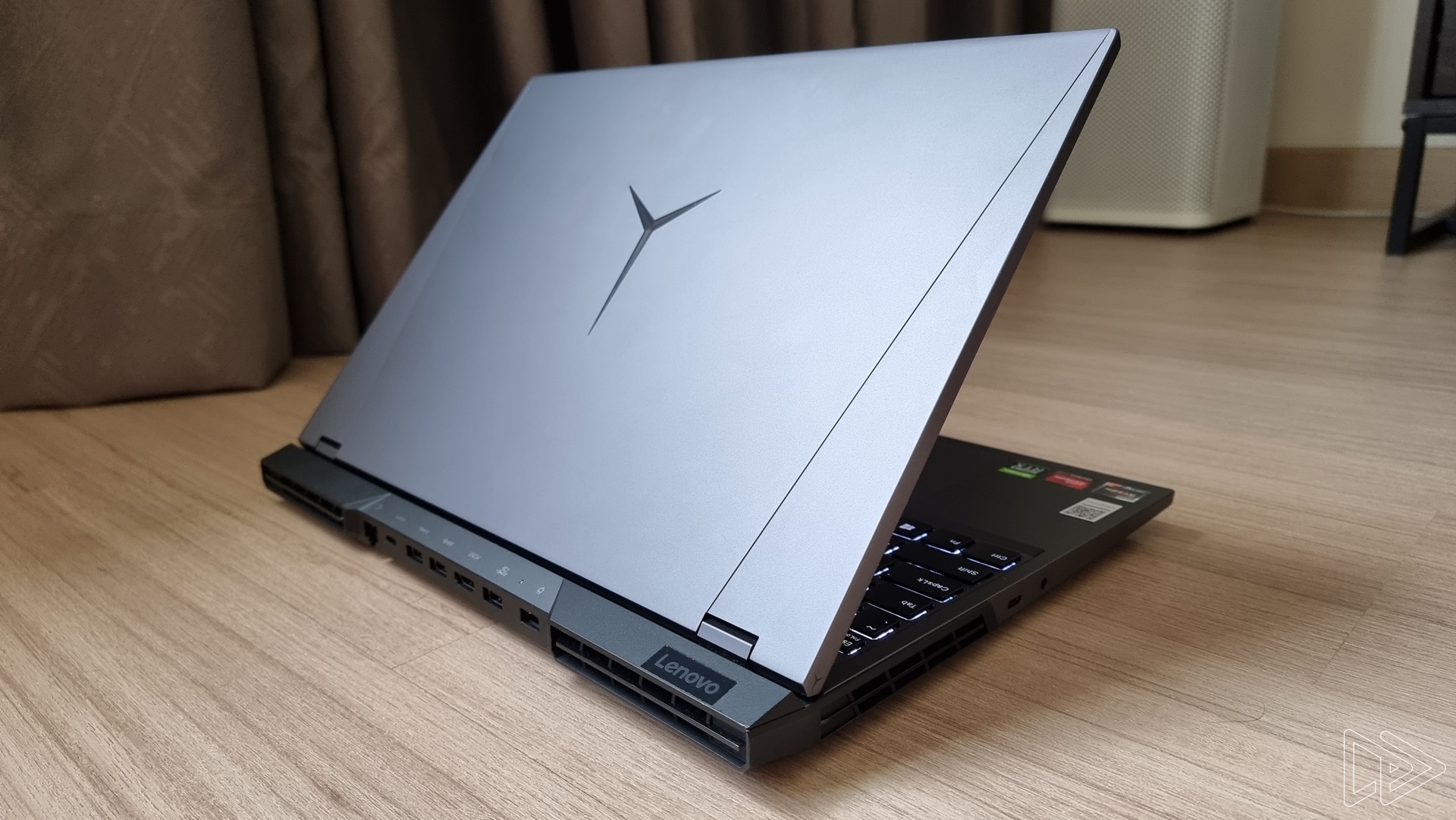Lenovo Legion 5 Pro: Laptop Gaming Spek Sadis dengan Performa Gahar, Cek Harganya di Sini!  