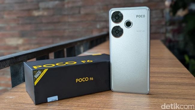 Poco F6, Smartphone Flagship Killer dengan Kamera 50 MP dan Pengisian Cepat 90W