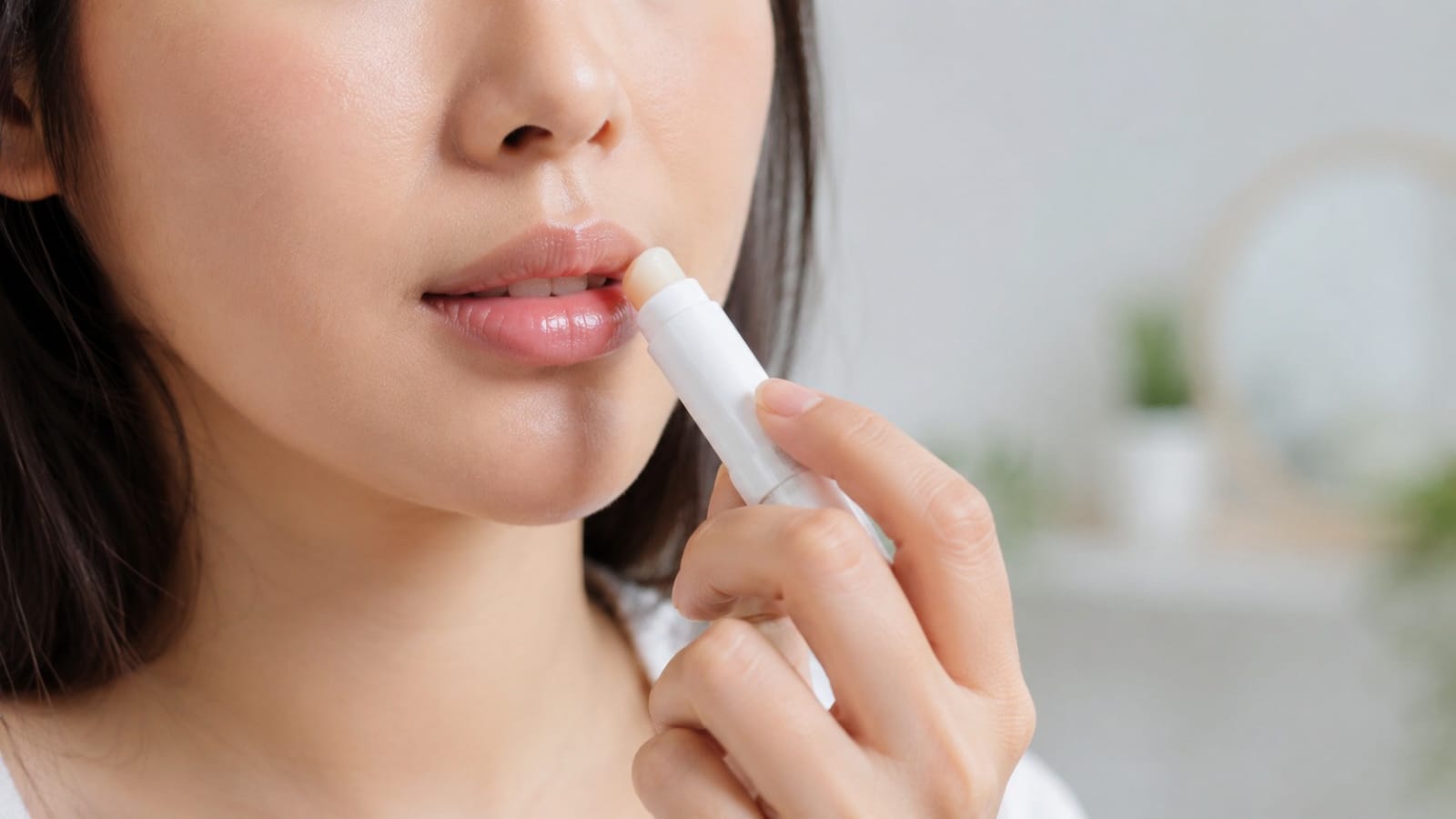 Jangan Abaikan! Ini 5 Cara Mudah Mencegah Bibir Pecah-Pecah Setiap Hari