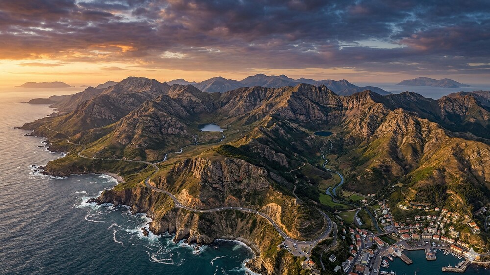 Dirilis di Steam, All Will Fall Tawarkan Pengalaman Survival Kota Laut Terdahsyat