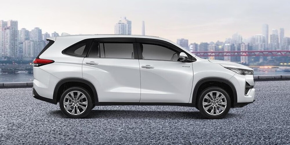 Harga Terbaru Innova Zenix Hybrid 2026, Layak Dibeli?