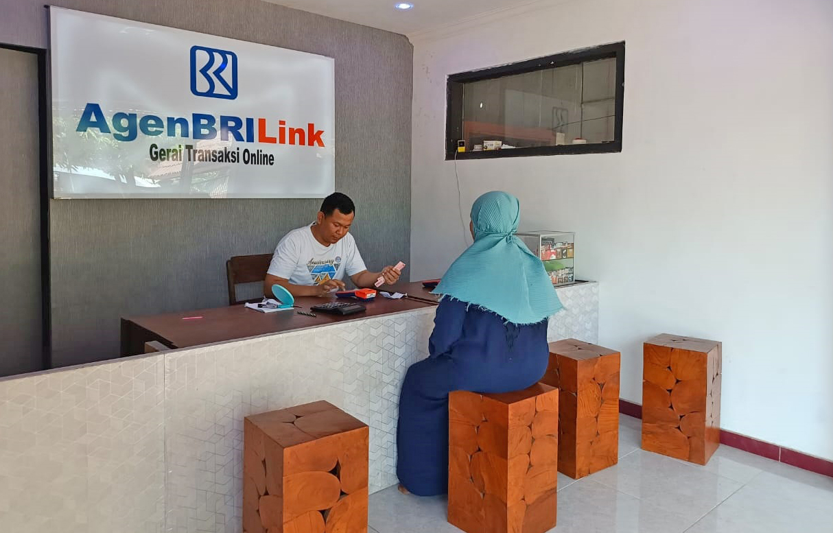 Berawal dari Coba-Coba, AgenBRILink di Situbondo Kini Jadi Solusi Akses Perbankan bagi Warga Desa