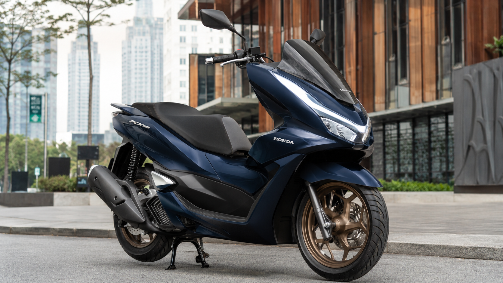 Honda PCX160 Hadir dengan Mesin eSP+, Cek Spesifikasi dan Harganya