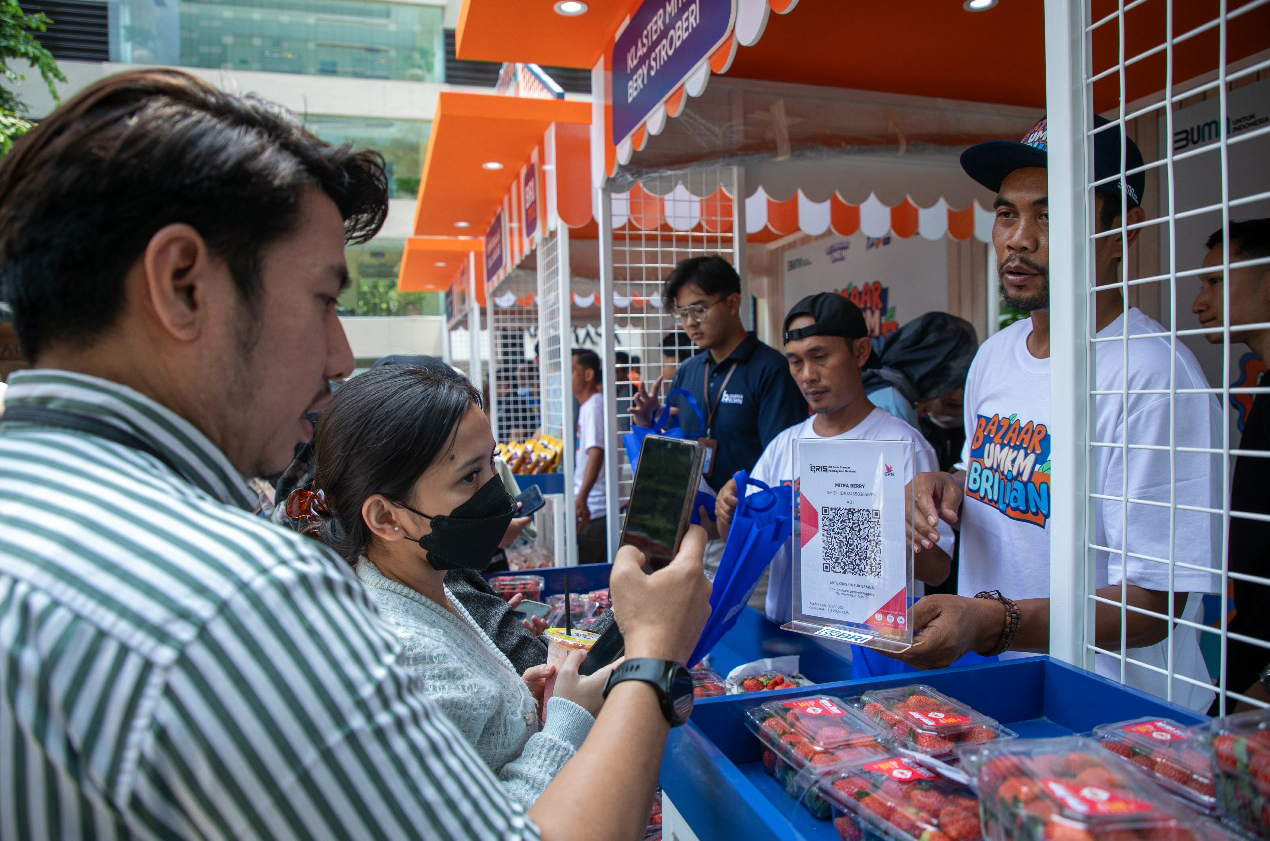 Manisnya Bisnis Stroberi Ciwidey, UMKM Maju Berkat Pemberdayaan BRI