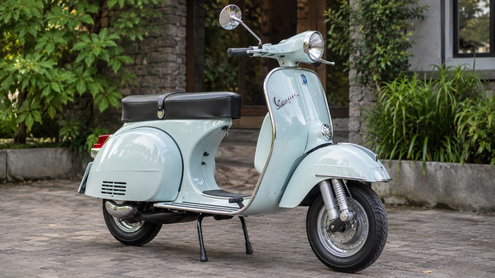 Bukan Sekadar Motor Tua, Vespa Classic Punya Nilai Koleksi yang Menarik
