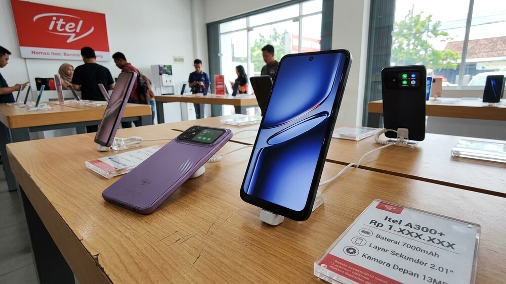 itel A300+ Resmi di Indonesia, HP Rp2 Jutaan dengan Dua Layar