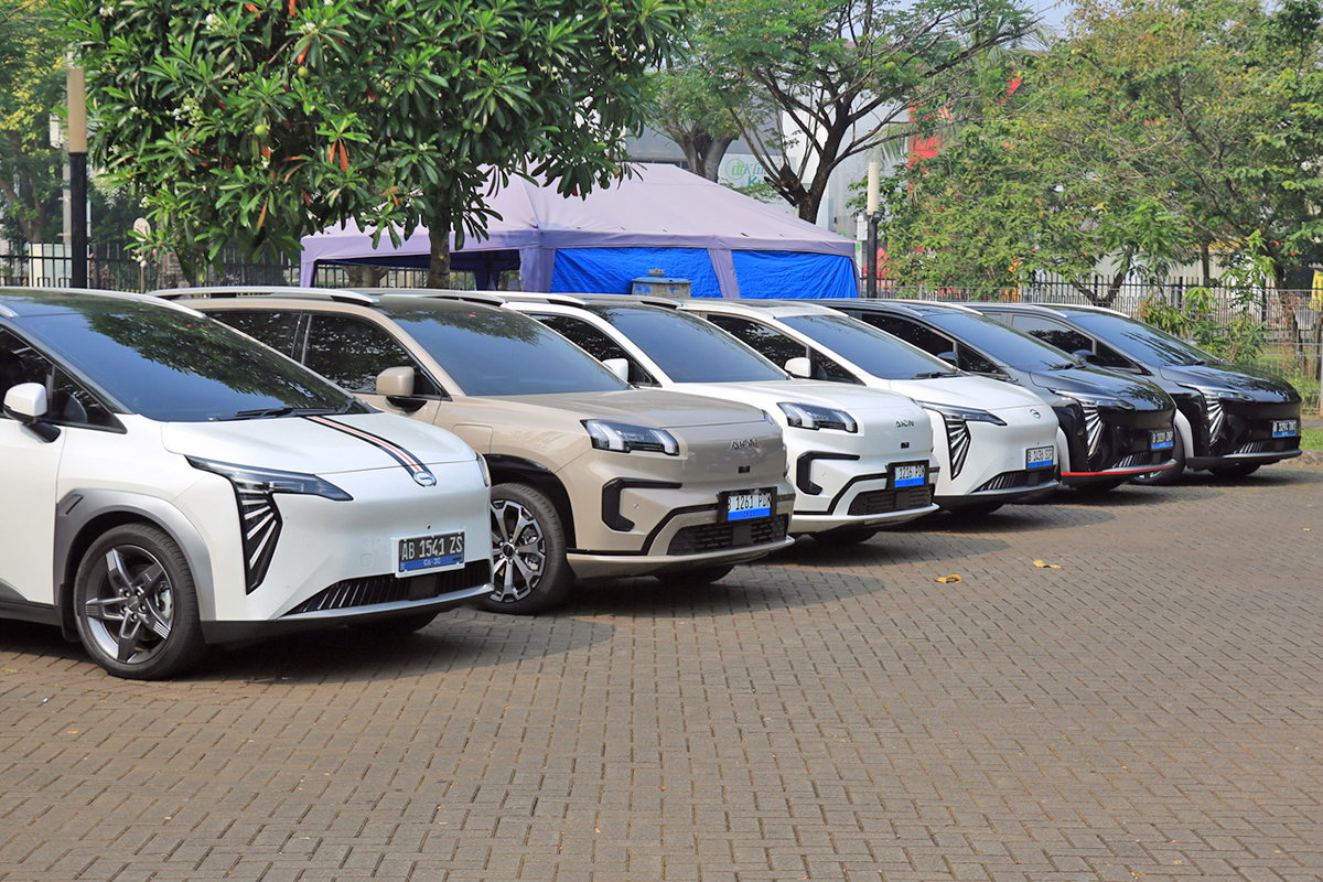 Daftar Harga Mobil Listrik Terbaru November 2025, Mulai dari Rp 100 Jutaan