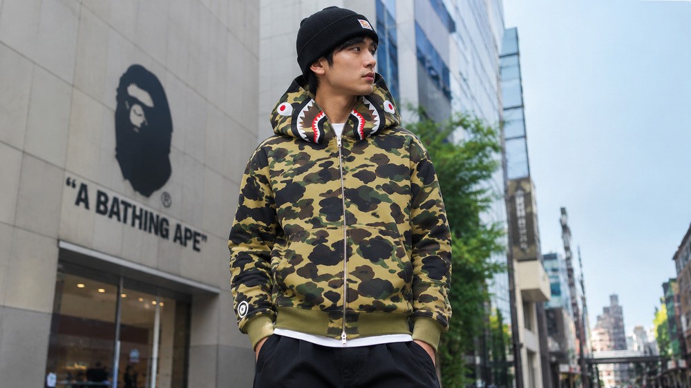Jaket BAPE Original Jadi Incaran Pecinta Streetwear