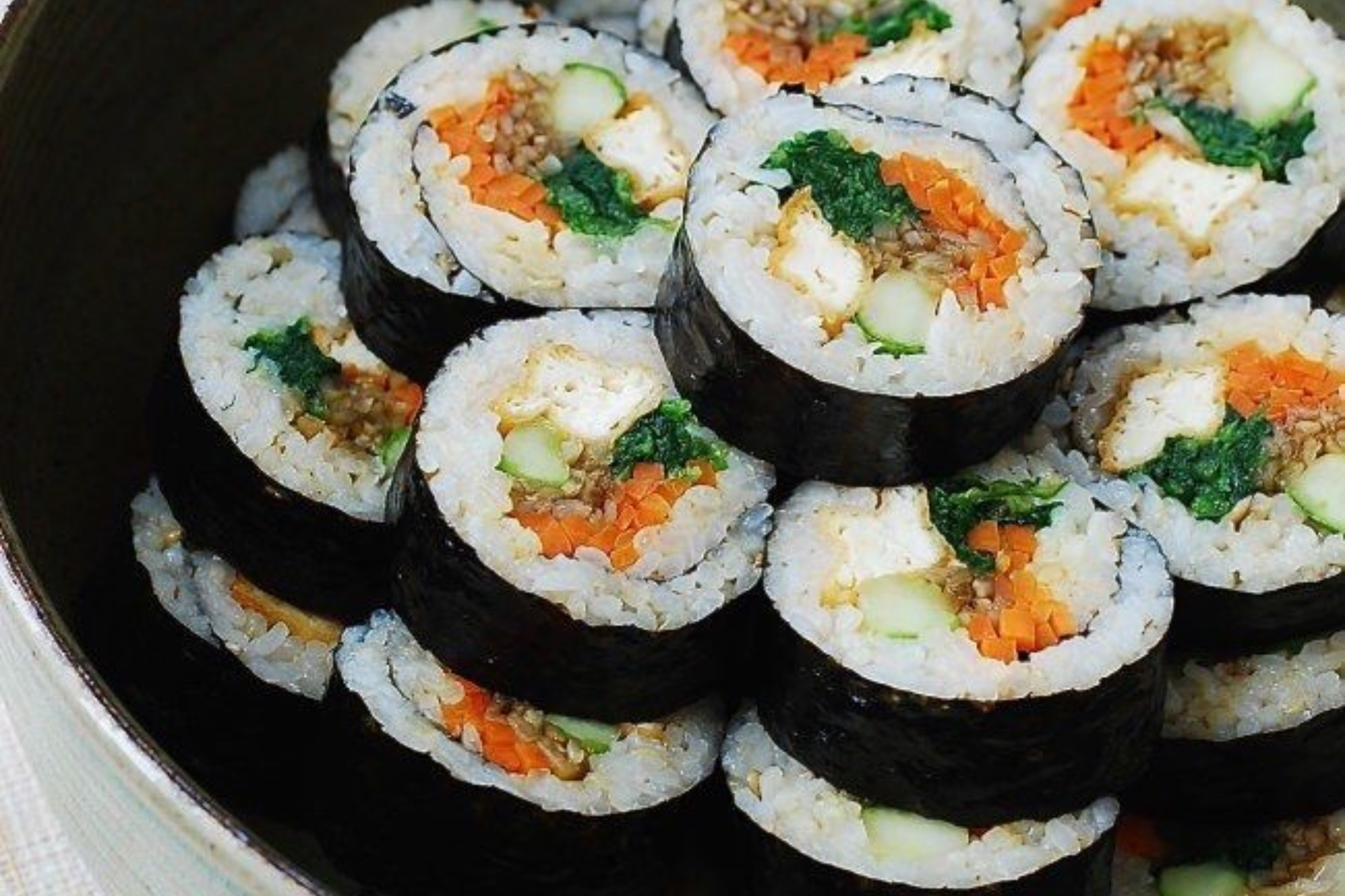 Resep Kimbap Simpel Khas Korea, Camilan Unik dengan Rasa yang Lezat