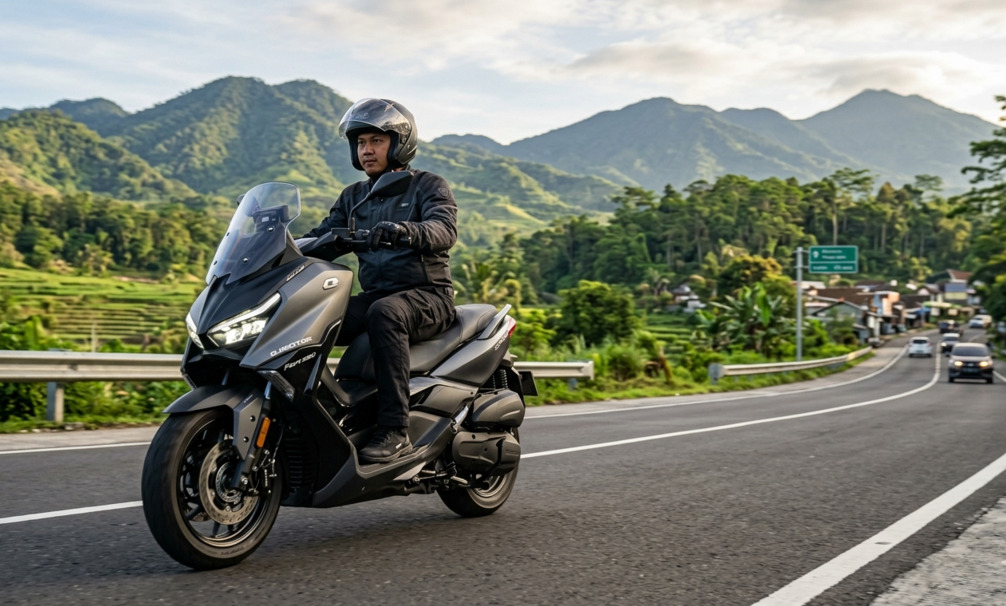 Harga dan Spesifikasi QJMotor Fort 250, Maxi Scooter 250cc yang Mulai Dilirik Pecinta Otomotif