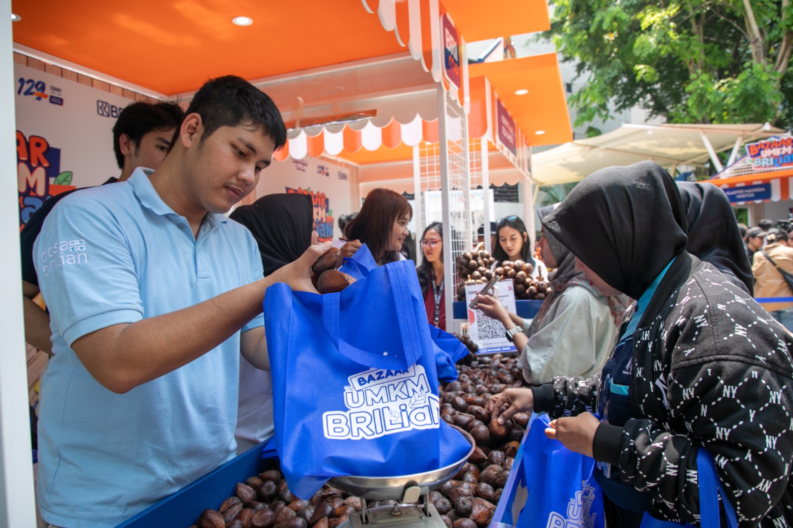 BRI Dorong Ekspor Salak Pondoh Kutambaru Melalui Pendampingan UMKM dan Bazaar BRILiaN