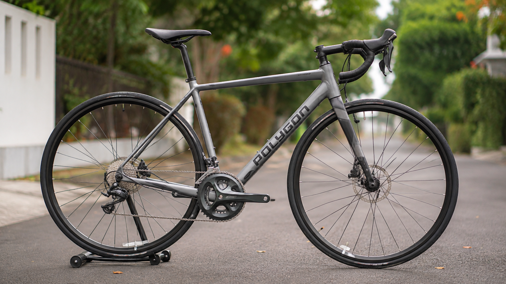 Sepeda Road Bike Polygon Strattos S4, Perpaduan Ringan, Nyaman dan Sporty