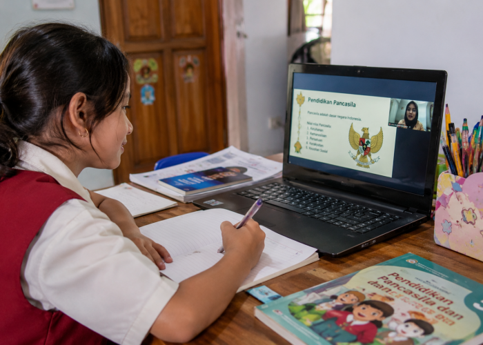 Gerakan Mengembalikan Anak Putus Sekolah Lewat Pendidikan Jarak Jauh Kian Diperkuat