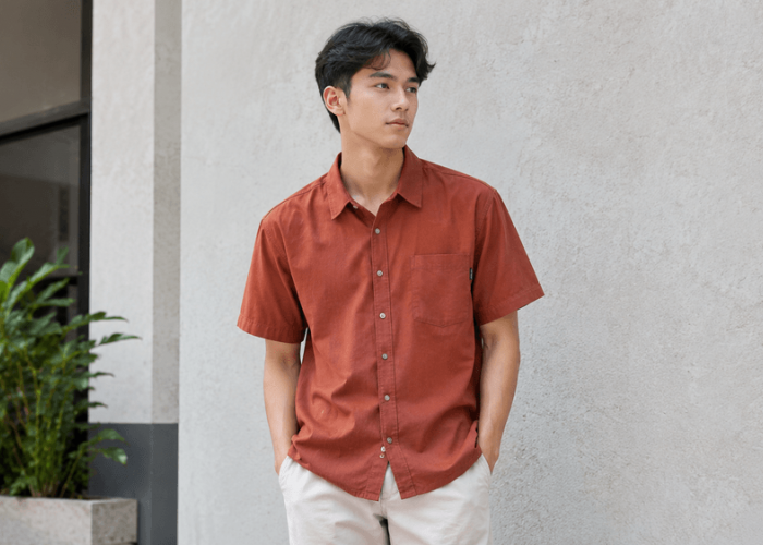 Kemeja Erigo Danvin Terracotta, Pilihan Gaya Kasual untuk Sehari-hari