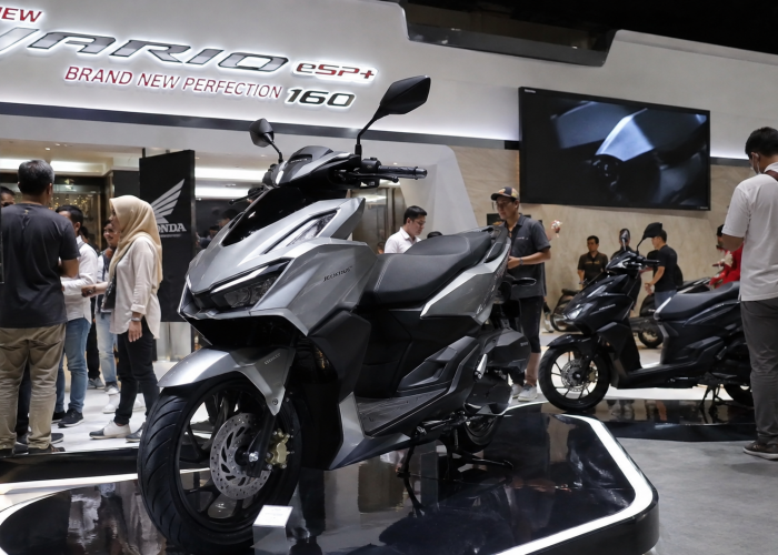 Public Exhibition New Honda Vario Evo 160 menghadirkan desain modern, fitur canggih, dan performa tangguh yang