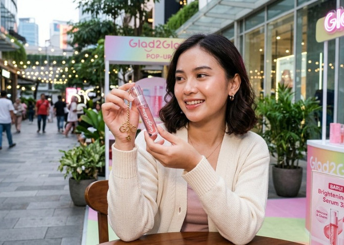 Bibir Plump & Glowing Maksimal: Glad2Glow Rilis Lip Serum 3in1 Anti Ribet!