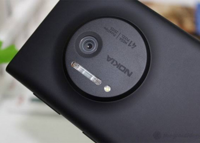 Nokia Lumia P1 5G: Ponsel yang Dilengkapi Kamera Zeiss Pureview 108 MP dan Baterai 9000 mAh