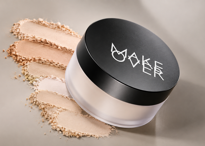 Make Over Silky Smooth Translucent Powder 30g, Bedak Tabur Halus Tahan hingga 16 Jam