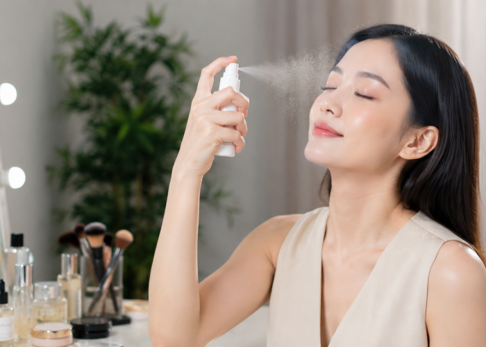 Tak Perlu Dandan Ulang! Ini Cara Reapply Sunscreen di Atas Makeup dengan Mudah