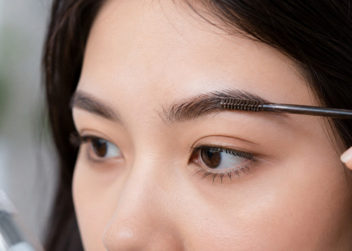 Hasil Alis Tak Sesuai Harapan? Bisa Jadi karena Cara Pakai Eyebrow Gel