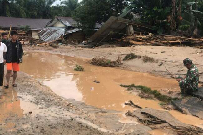 Belasan Rumah di Padang Lawas Hanyut Akibat Banjir Bandang