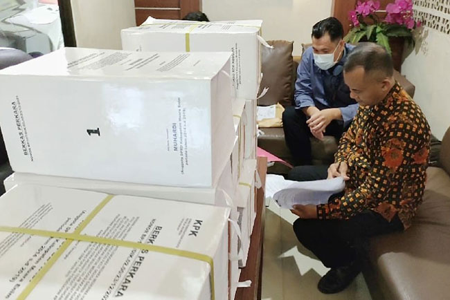 KPK Limpahkan Berkas 10 Oknum Anggota DPRD Muara Enim