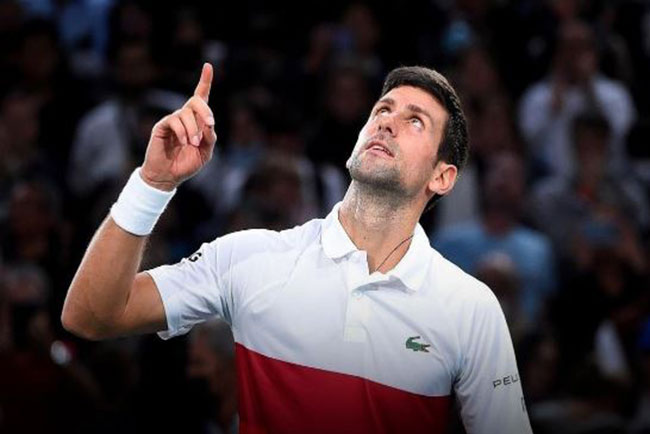 Ajukan Banding, Djokovic Tetap di Melbourne Sampai Senin