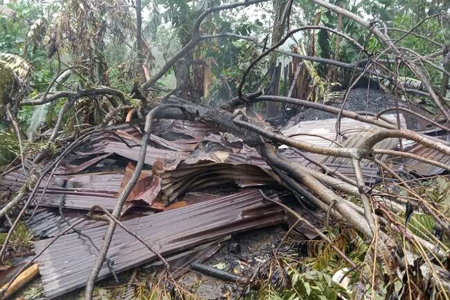 Petani Ujan Mas Dimakamkan dalam Satu Liang