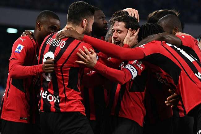 Hanya Satu Gol, AC Milan Gusur Inter di Puncak Klasemen