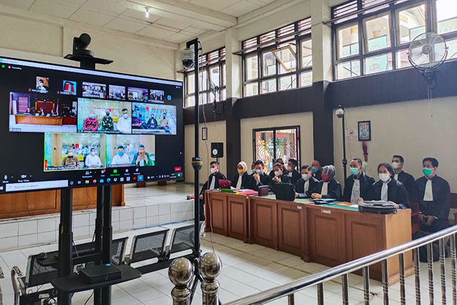 10 Oknum DPRD Muara Enim Jalani Sidang Perdana