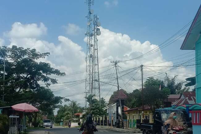 Warga Rupit Keluhkan Gangguan Sinyal