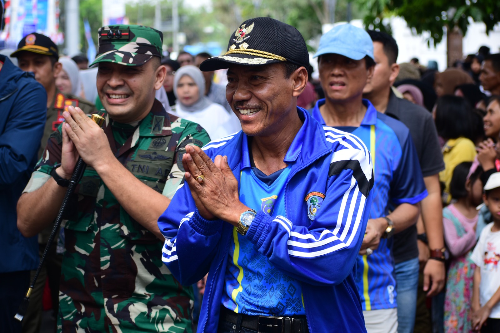 Wabup Minta Masyarakat Terus Tingkatkan Semangat Nasionalisme, Ribuan Warga Saksikan Karnaval Budaya HUT RI