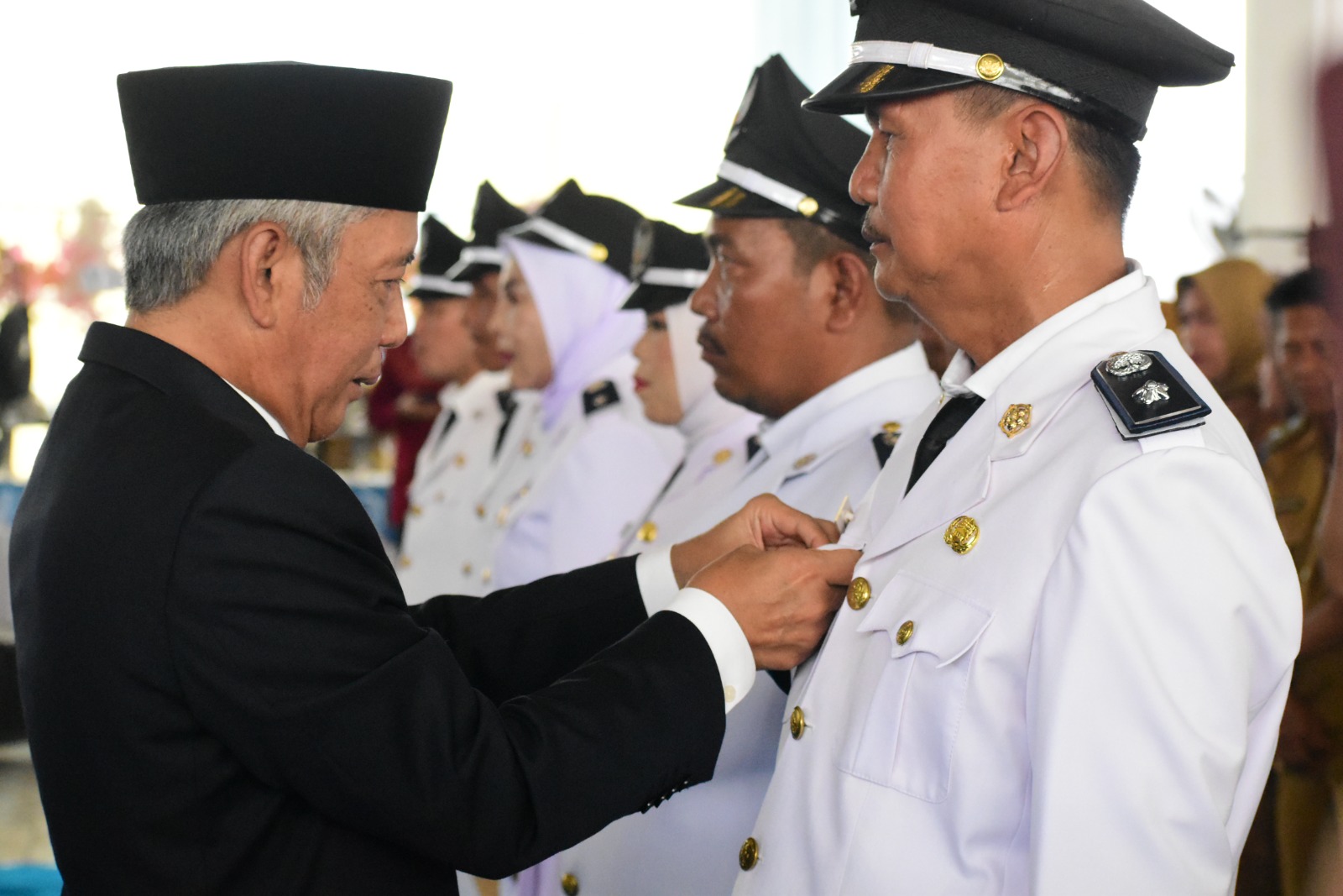 Lantik Kades Terpilih di Desa, Bupati OKI: Agar Sumpah Janji Disaksikan Warga yang Memilih