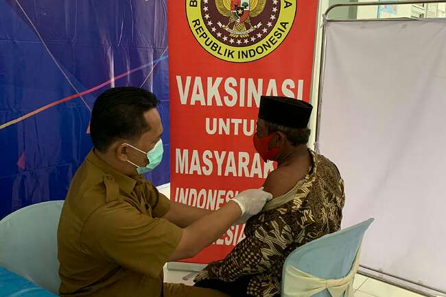 BIN Sumsel Vaksin Sasar Lansia, Dukung Percepatan Vaksin 6-11 Tahun