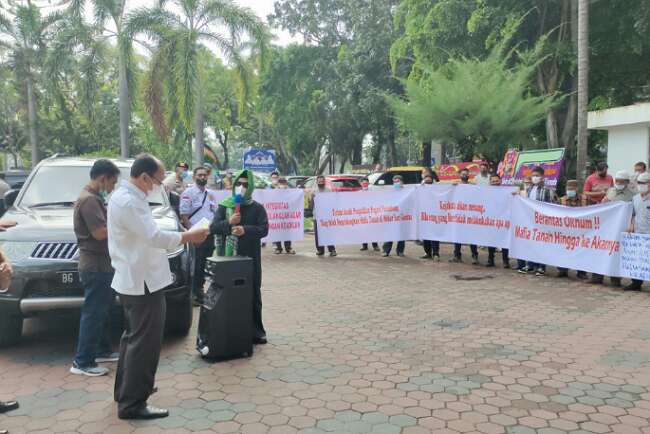 Warga Mekarsari Gandus Minta Terdakwa Pengrusakan Lahan Dihukum Setimpal