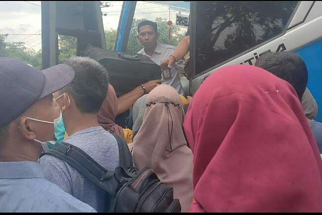 H+4 Lebaran, Penumpang Balik Mudik Bus Damri Alami Peningkatan