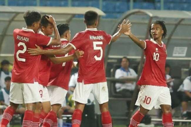 Indonesia Bantai Brunei 7-0, Striker 17 Tahun Cetak 4 Gol