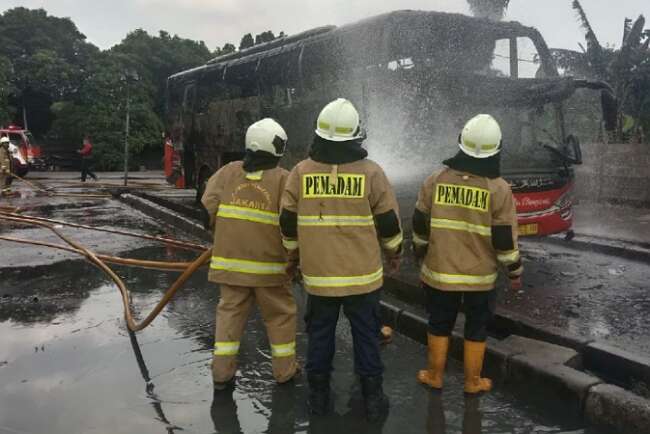 Bus Terbakar di Terminal Pulogebang, Apa Penyebabnya?