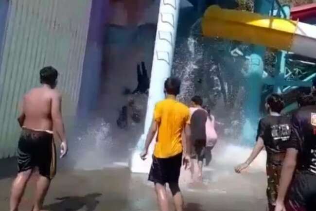 Pengelola Menduga Seluncuran Water Park Ambruk karena Kelebihan Beban