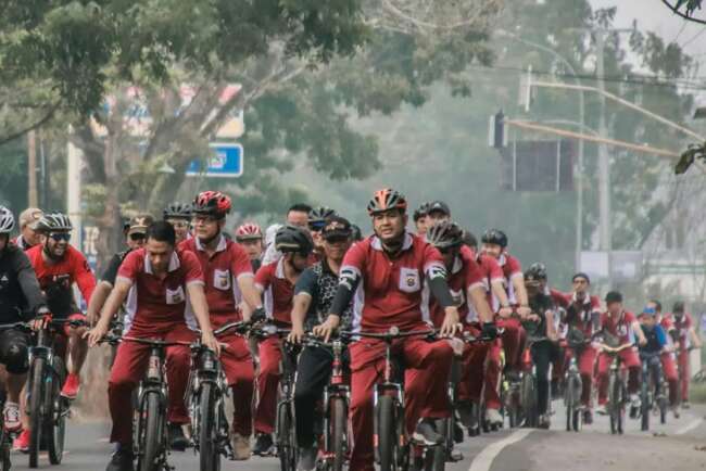 Sambut HUT Bhayangkara, Polres OKI Gelar Sepeda Santai