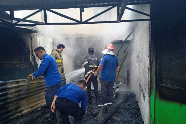 Warung Gorengan Terbakar, Pemilik Rumah Alami Luka Bakar