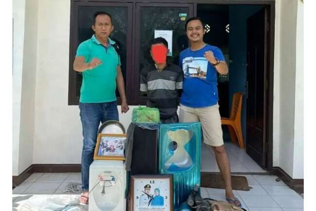 Bobol Rumah, Kuras Harta Sampai Jam Dinding Bergambar Ridho Yahya