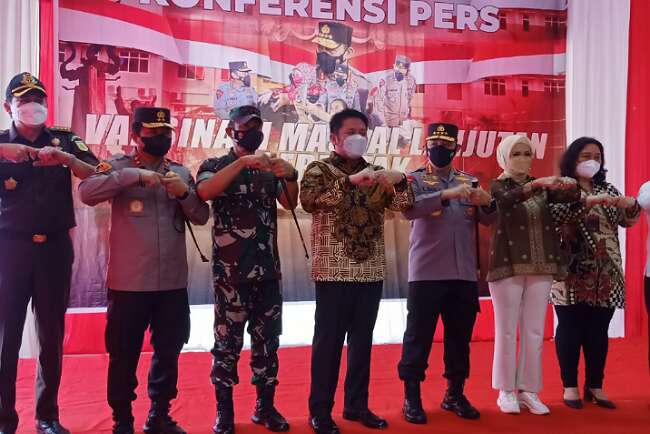 Kapolri Kunjungi OKI, Target Capaian Vaksin Naik Jadi 90 Ribu