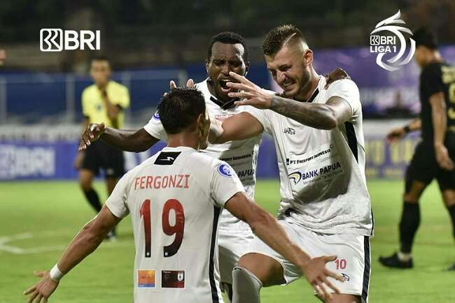 Gelontor Gawang PSIS, Persipura Jaga Asa Bertahan di Liga 1