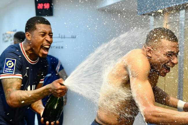 Hanya Bermain Imbang, PSG Juara Ligue 1 Prancis