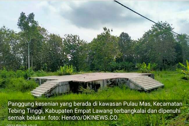 Panggung Kesenian Pulau Mas Tebing Tinggi Penuh Semak Belukar