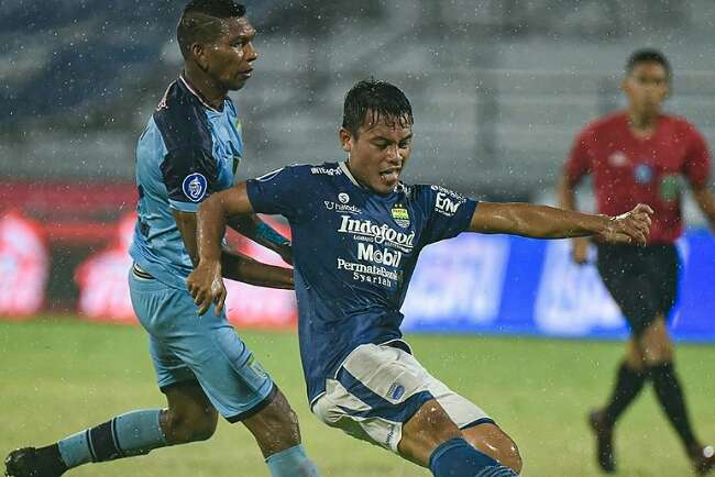 Persib Gagal Dekati Bali United Usai Berbagi Poin dengan Persela