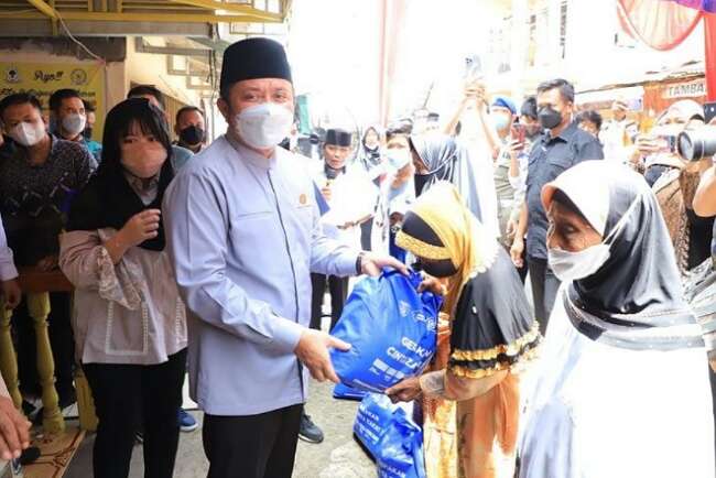 Herman Deru Apresiasi Kedermawanan Abah Toyib