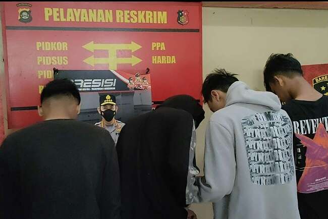 Polisi Amankan 4 Pelaku Pembacokan dan Penyiraman Air Keras di Dekat Pasar Cinde