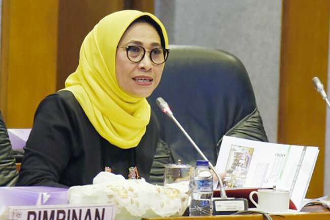 Diduga Lecehkan 4 Mahasiswi, DPR Desak Dosen UNM Dipidana